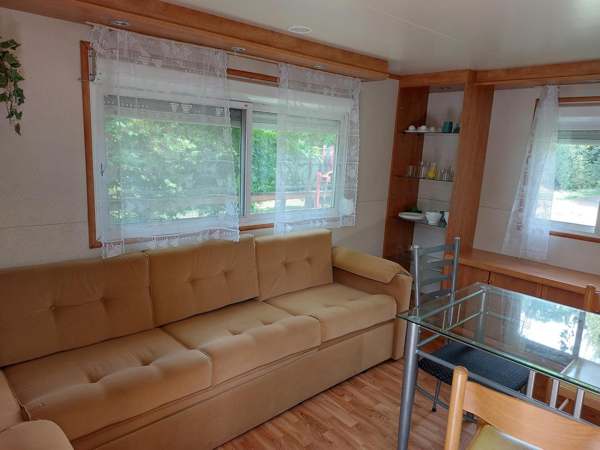 Camping L'Enclave Mobil-Home Estavar Zewnętrze zdjęcie
