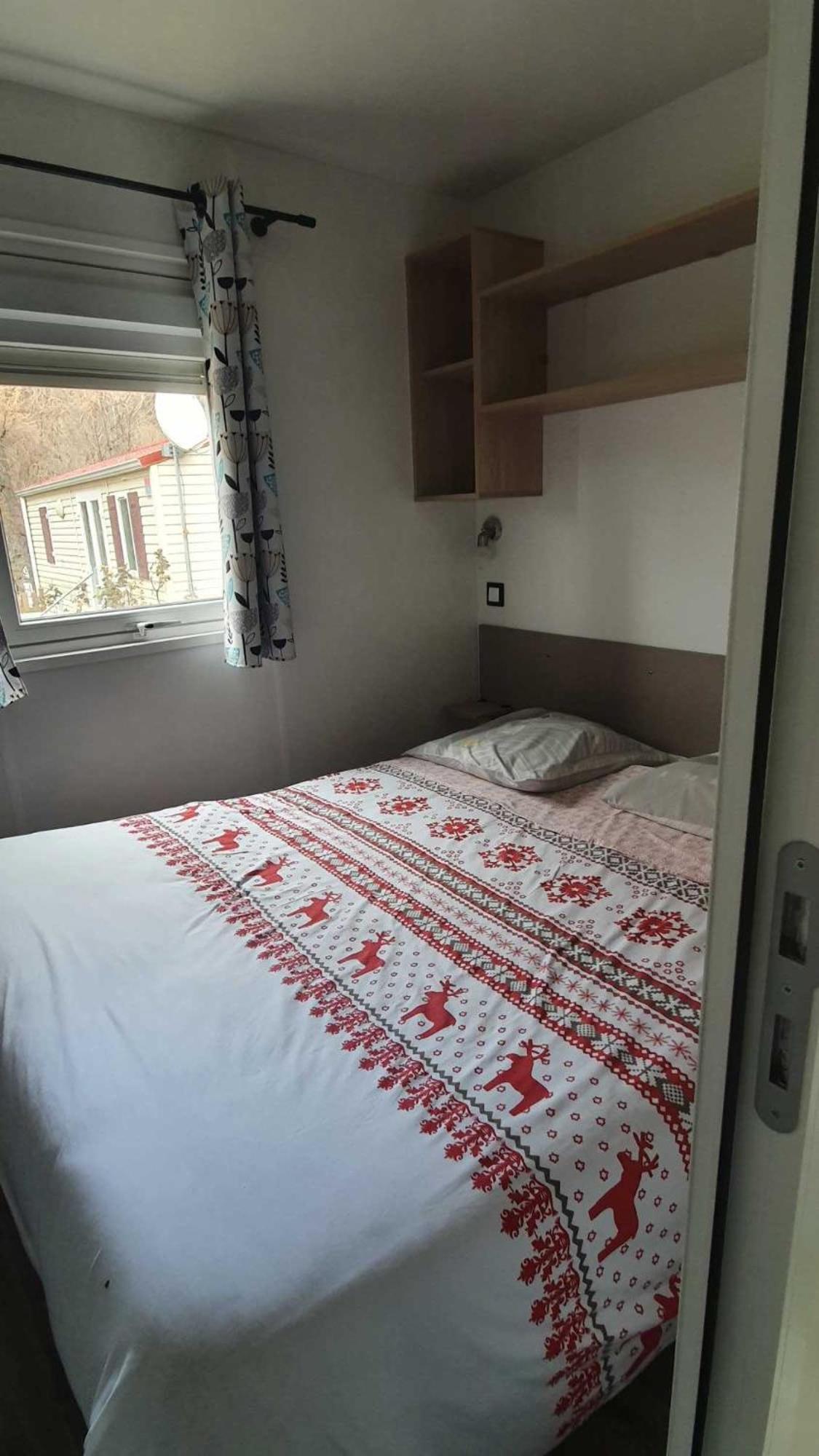 Camping L'Enclave Mobil-Home Estavar Zewnętrze zdjęcie