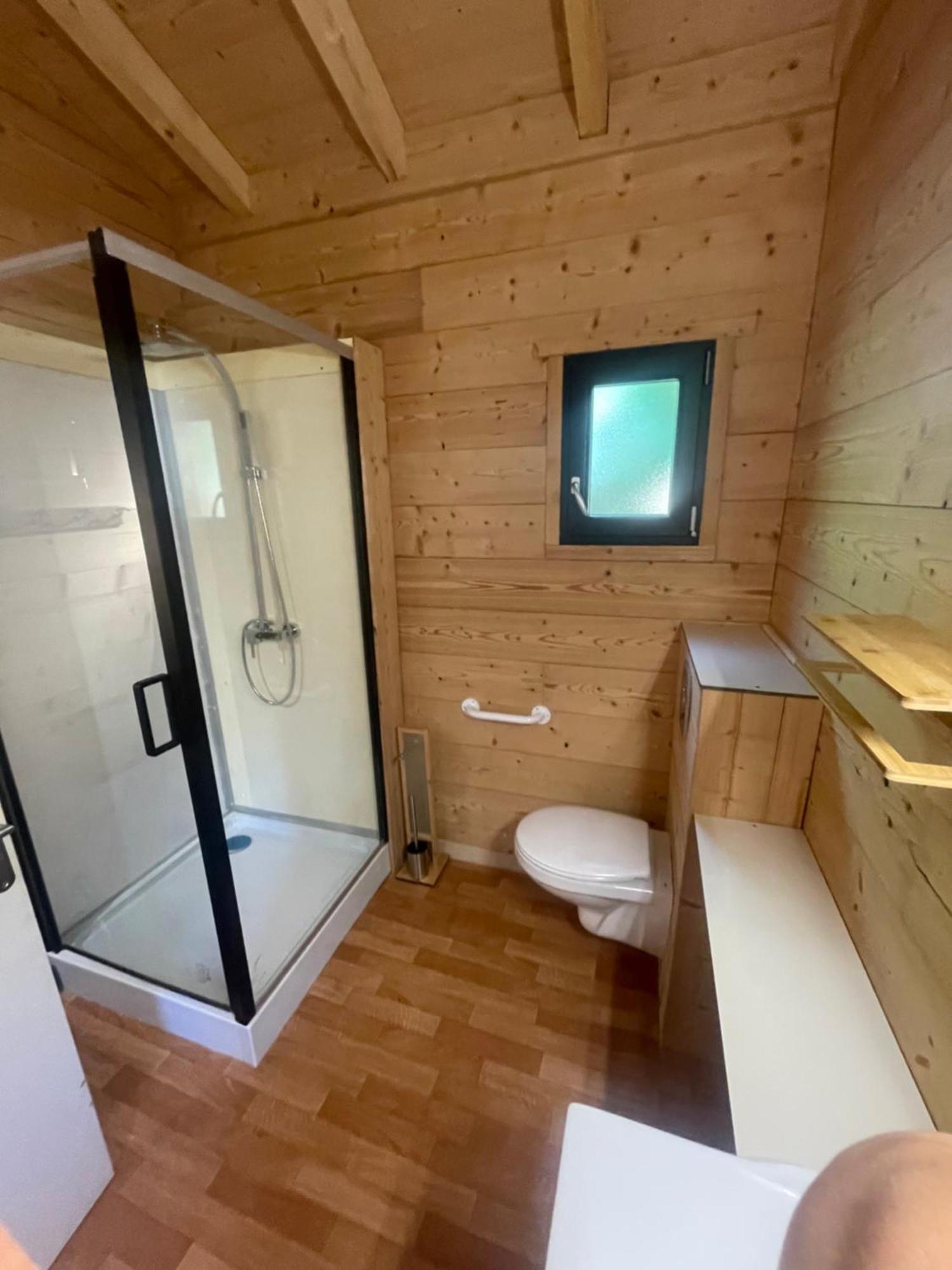 Camping L'Enclave Mobil-Home Estavar Zewnętrze zdjęcie