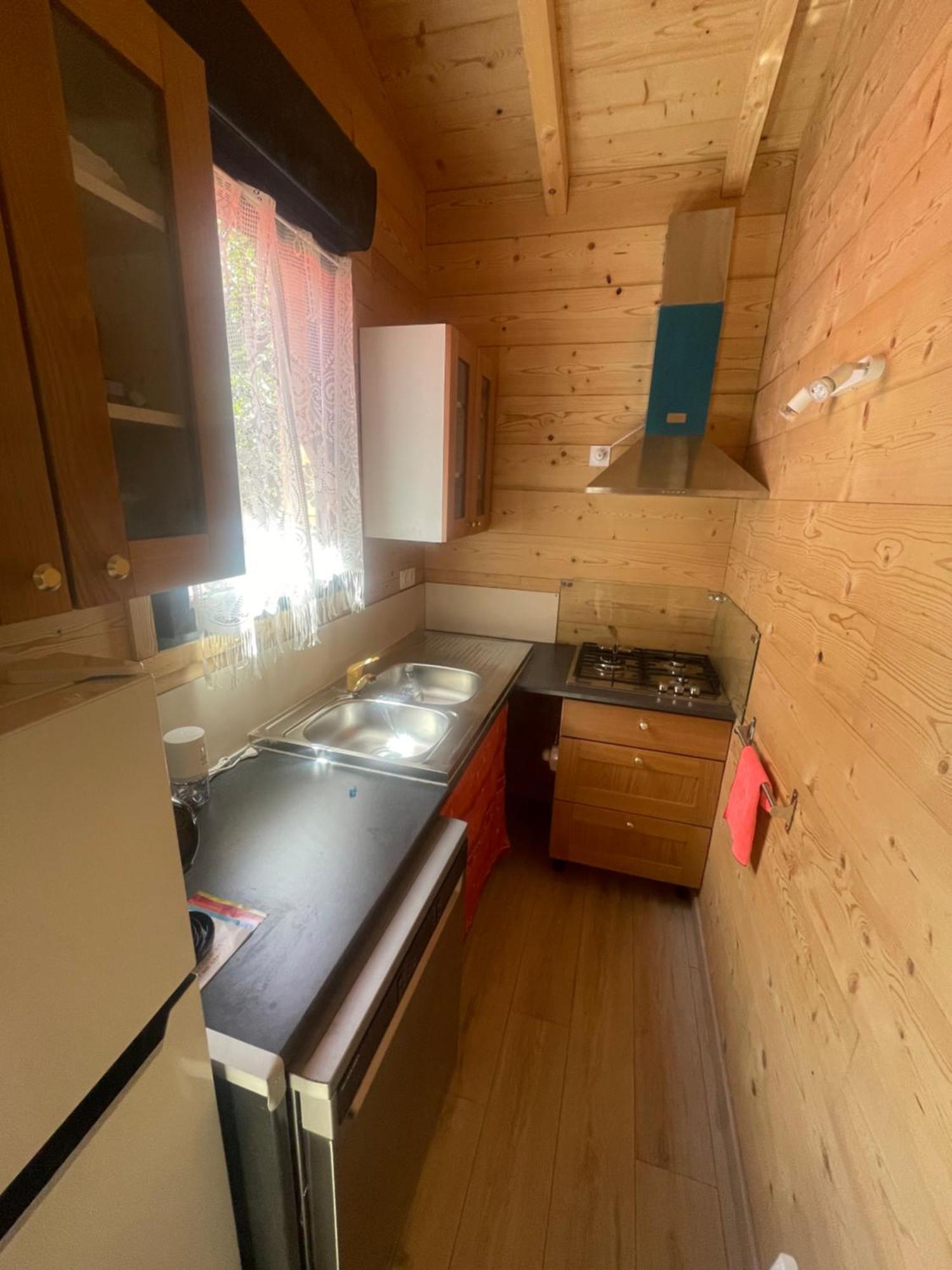 Camping L'Enclave Mobil-Home Estavar Zewnętrze zdjęcie