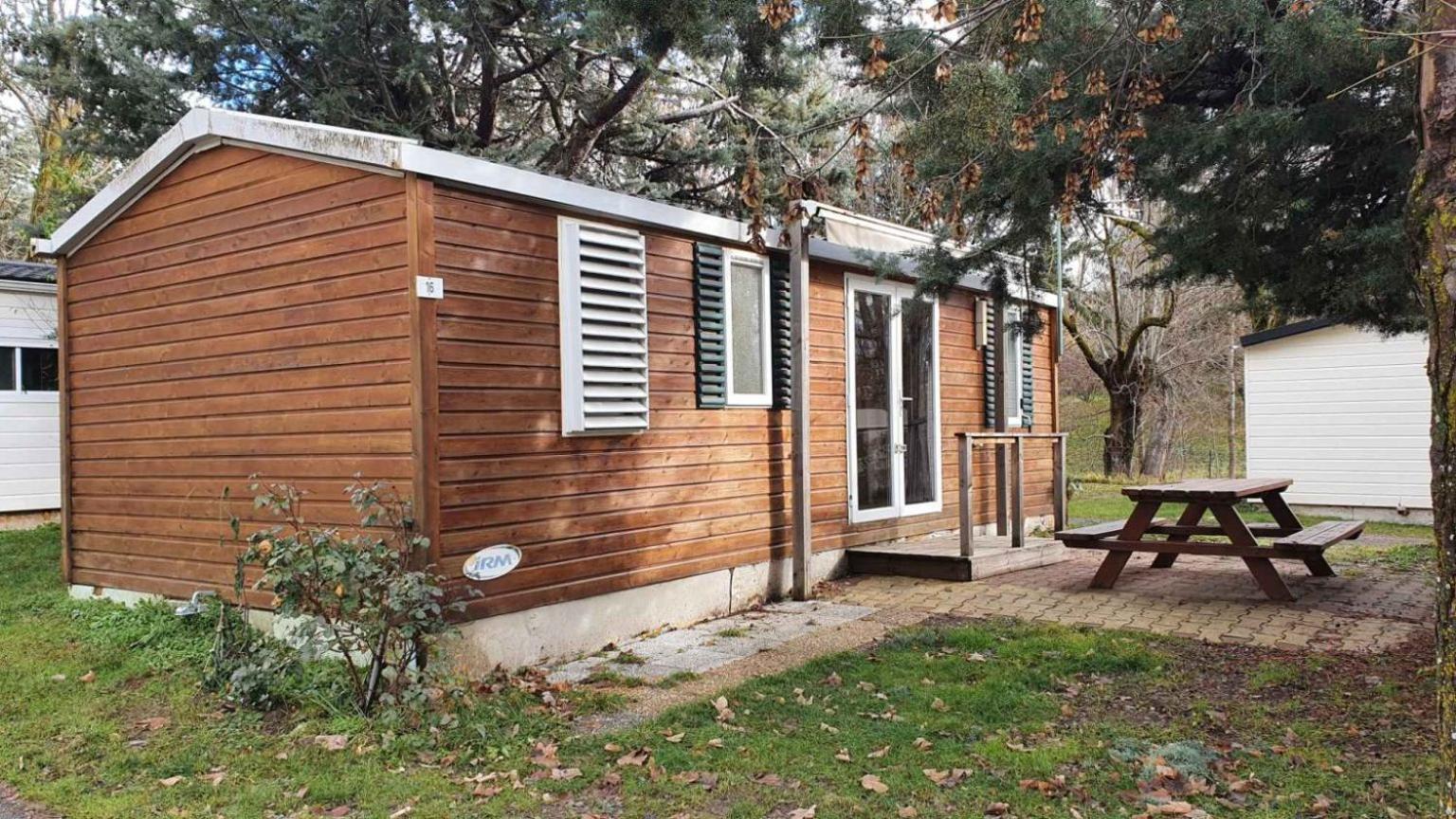 Camping L'Enclave Mobil-Home Estavar Zewnętrze zdjęcie